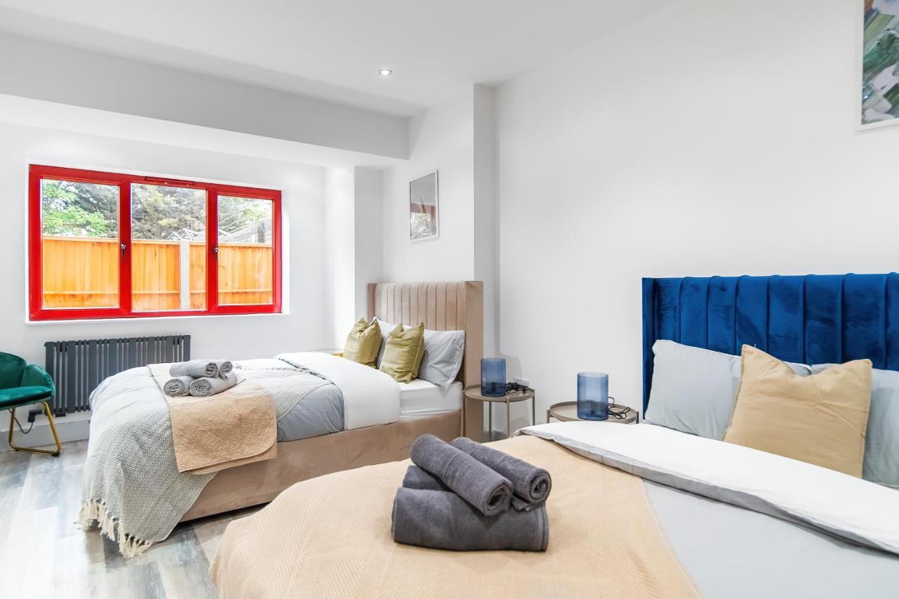 London Road Romford Block Appartement Buitenkant foto