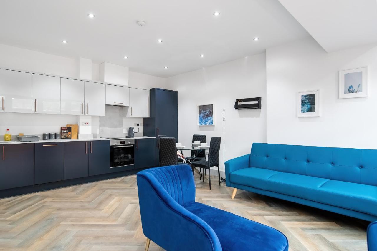 London Road Romford Block Appartement Buitenkant foto