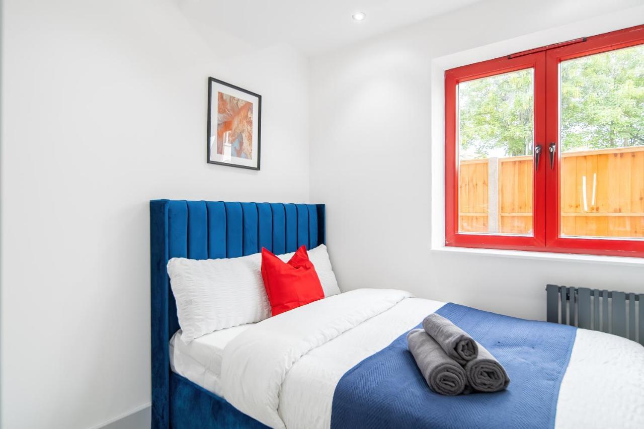 London Road Romford Block Appartement Buitenkant foto