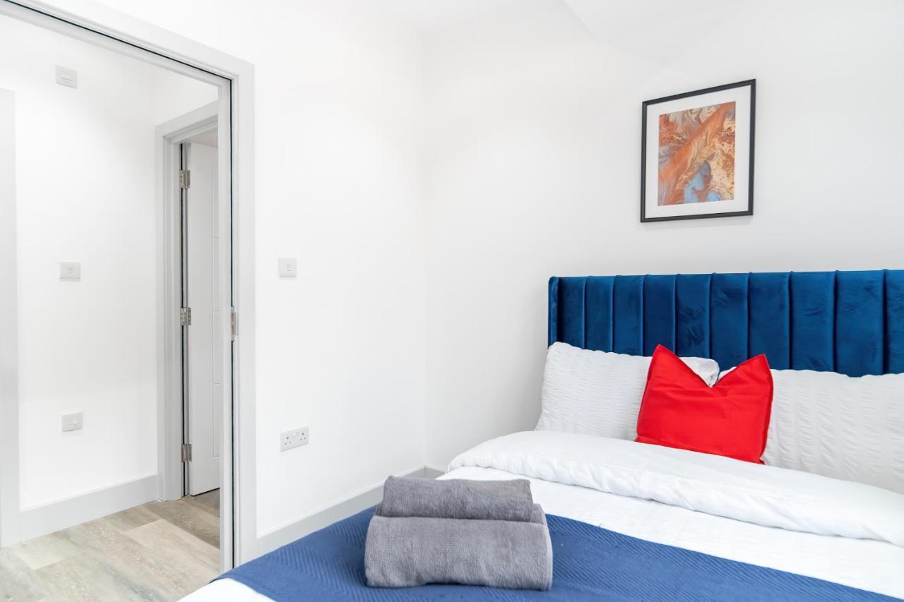 London Road Romford Block Appartement Buitenkant foto