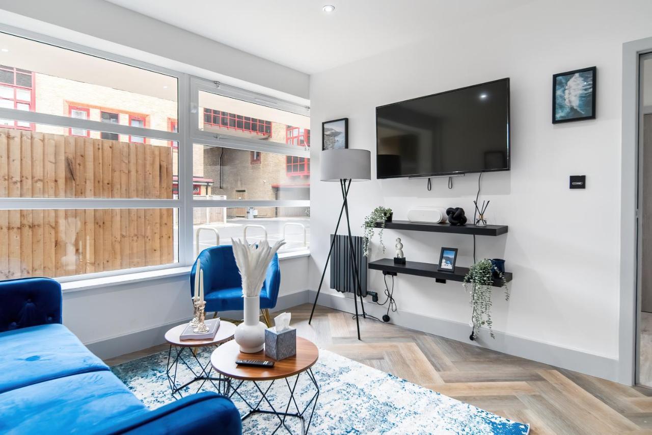 London Road Romford Block Appartement Buitenkant foto