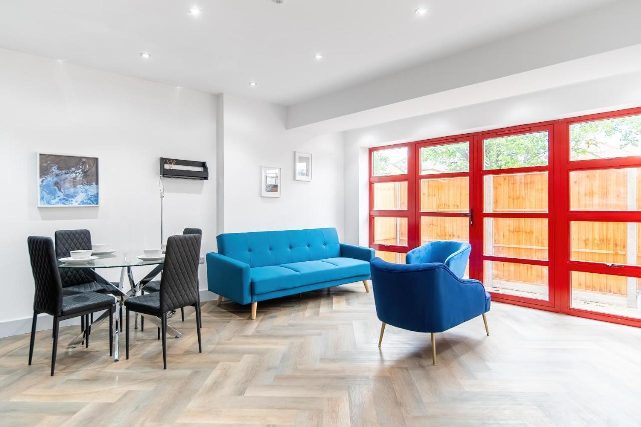 London Road Romford Block Appartement Buitenkant foto