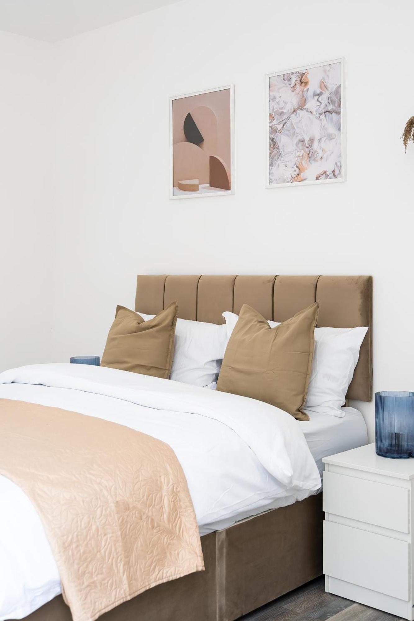 London Road Romford Block Appartement Buitenkant foto